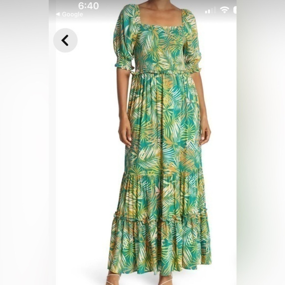 Betsy Johnson leaf print maxi dress size medium